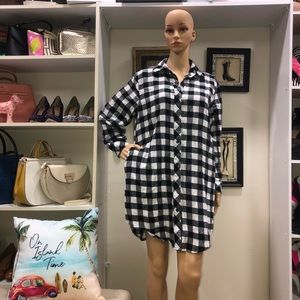 S&A Black/White Plaid Cotton Button Down Long Shirt